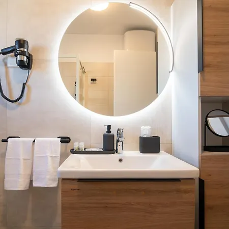 Apartman Penthouse With Roof Terrace And Hot Tub Zadar
