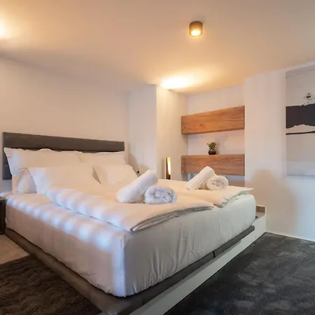 Penthouse With Roof Terrace And Hot Tub Zadar