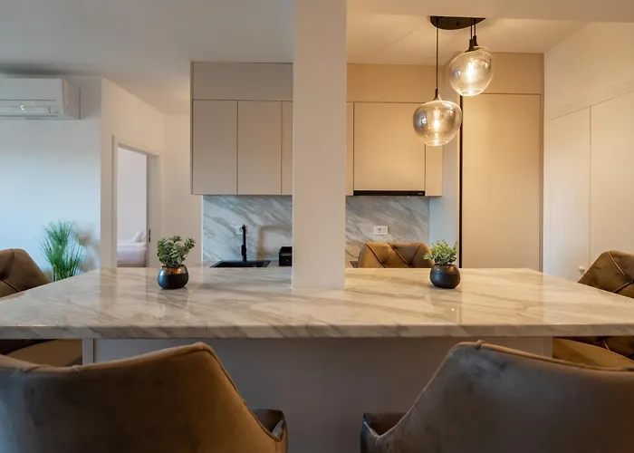 Penthouse With Roof Terrace And Hot Tub 公寓