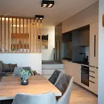 Penthouse With Roof Terrace And Hot Tub Apartman