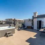 Penthouse With Roof Terrace And Hot Tub * Zára